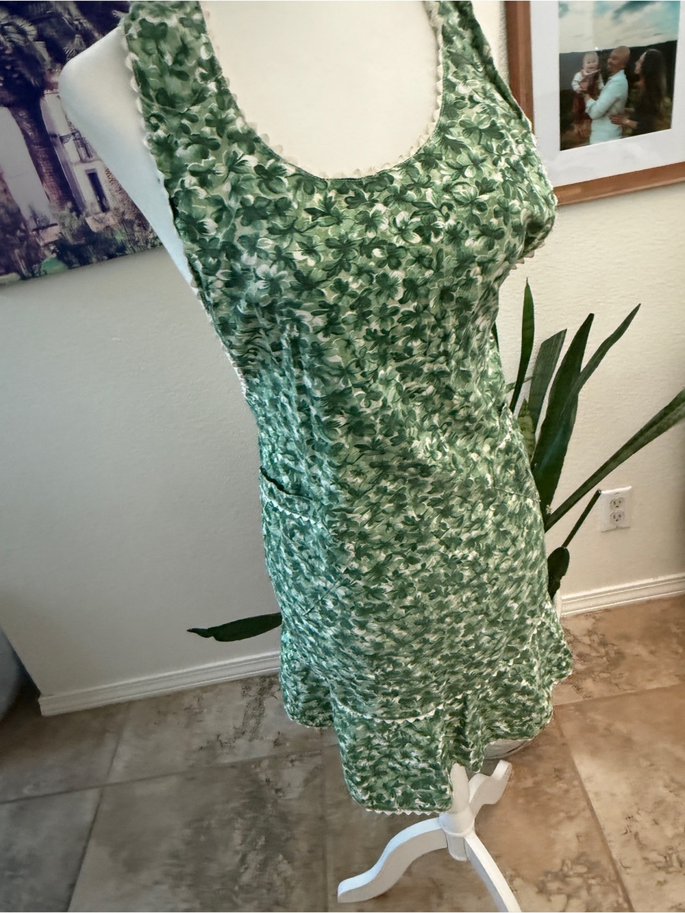 Vintage Apron Irish Green